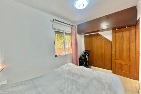 Apartment for sale in Alicante, Spain 3 bedrooms, 51 sq.m. No. 177510 - photo 23