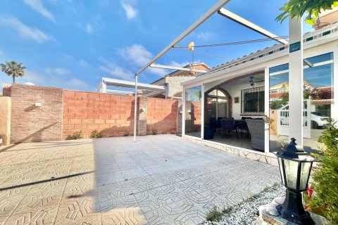 Apartamento en Alicante, España 3 dormitorios, 51 m2 No. 177510