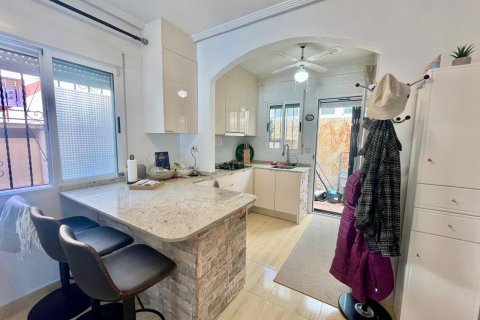 Apartment for sale in Alicante, Spain 3 bedrooms, 51 sq.m. No. 177510 - photo 18