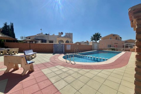 Apartment for sale in Alicante, Spain 3 bedrooms, 51 sq.m. No. 177510 - photo 13