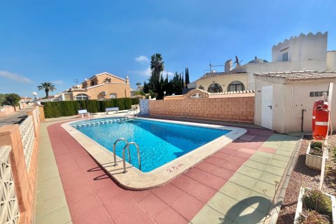 Apartment for sale in Alicante, Spain 3 bedrooms, 51 sq.m. No. 177510 - photo 11