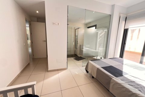 Apartment for sale in La Zenia, Alicante, Spain 3 bedrooms, 96 sq.m. No. 177512 - photo 24