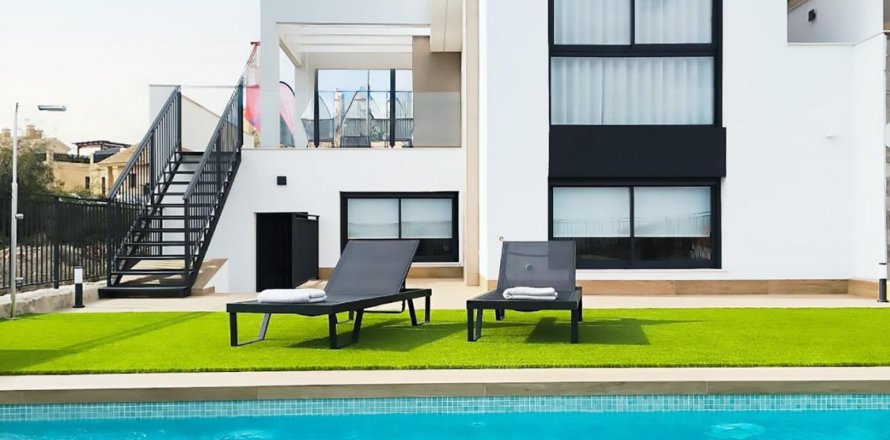 Villa Algorfa, Alicante, Spain 3 bedrooms, 198 sq.m. No. 135336