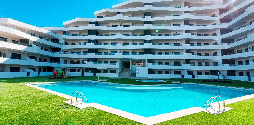 Apartament w San Miguel de Salinas, Alicante, Hiszpania 3 sypialnie, 84 mkw. nr 166103