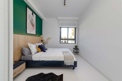 Apartament w San Miguel de Salinas, Alicante, Hiszpania 3 sypialnie, 84 mkw. nr 166103 – zdjęcie 18