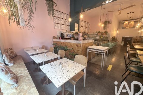 Cafetería / restaurante en alquiler en Barcelona, España 152 m2 No. 195761 - foto 4