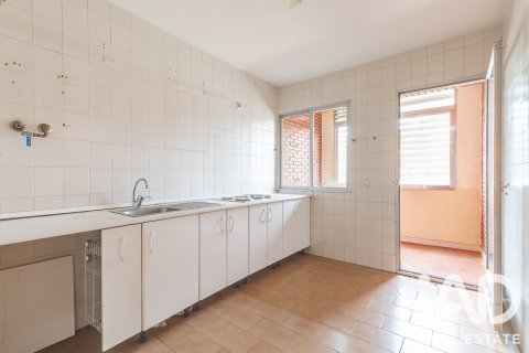 Lägenhet till salu i Torrelodones, Madrid, Spanien 3 sovrum, 126 kvm. Nr. 195765 - foto 7