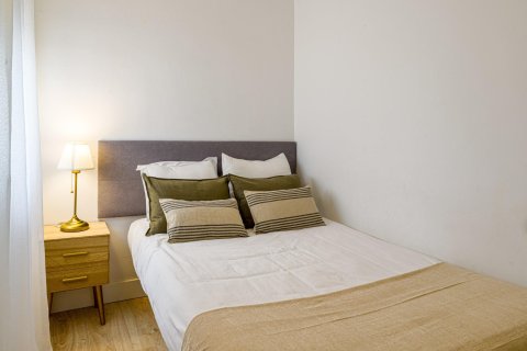 Dzīvoklis pārdošanā Madrid, Spānijā 3 istabas, 97 m2 Nr. 179964 - attēls 8