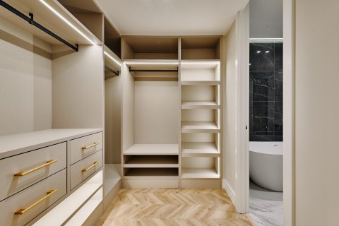 Huvila myytävänä Madrid, Espanja, 3 makuuhuonetta, 180 m2 No. 179962 - kuva 14