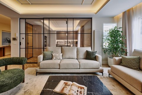 Huvila Madrid, Espanja 3 makuuhuonetta, 180 m2 No. 179962