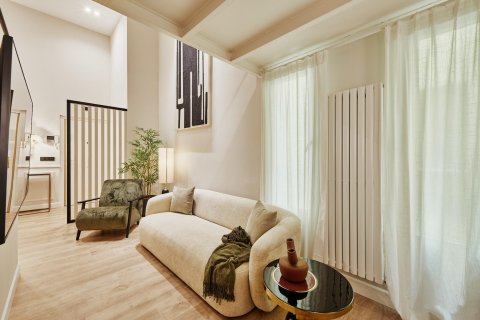 Duplex for sale in Madrid, Spain 2 bedrooms, 120 sq.m. No. 179963 - photo 10