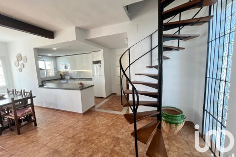 Talo myytävänä Alcala De Xivert, Castellon, Espanja, 4 makuuhuonetta, 188 m2 No. 153307 - kuva 15