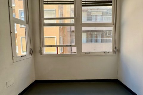 Apartment à vendre à Alicante, Espagne, 3 chambres, 77 m2 No. 153306 - photo 6