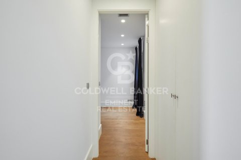 Kattohuoneisto myytävänä Barcelona, Espanja, 2 makuuhuonetta, 139 m2 No. 158803 - kuva 8