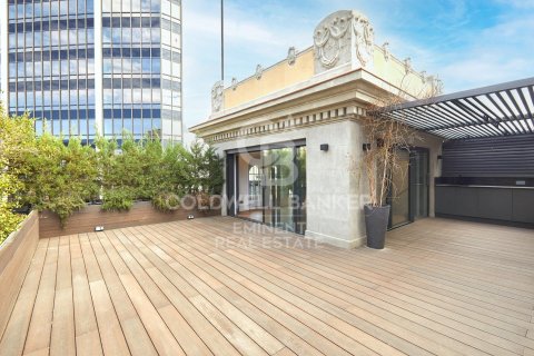 Kattohuoneisto myytävänä Barcelona, Espanja, 2 makuuhuonetta, 139 m2 No. 158803 - kuva 3