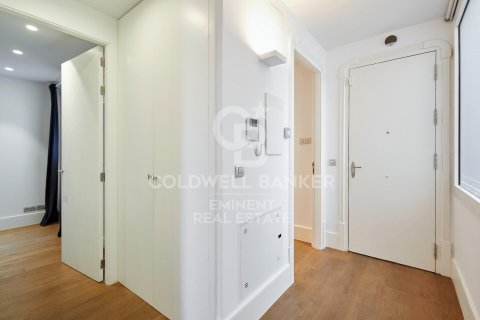 Kattohuoneisto myytävänä Barcelona, Espanja, 2 makuuhuonetta, 139 m2 No. 158803 - kuva 7