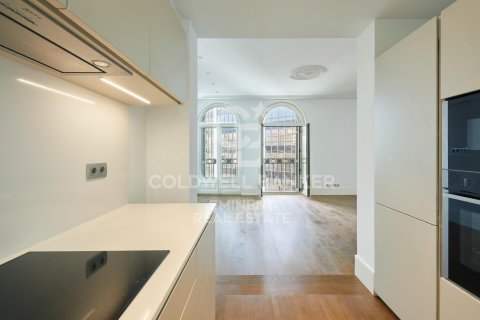 Kattohuoneisto myytävänä Barcelona, Espanja, 2 makuuhuonetta, 139 m2 No. 158803 - kuva 14