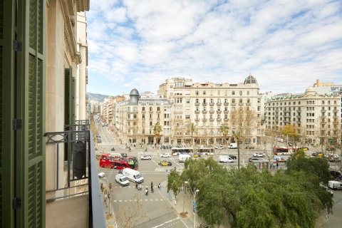 Kattohuoneisto myytävänä Barcelona, Espanja, 2 makuuhuonetta, 139 m2 No. 158803 - kuva 23
