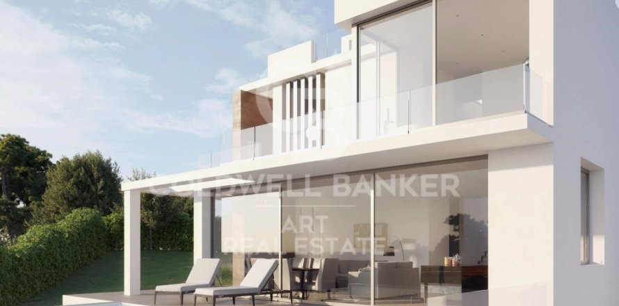Villa in Estepona, Malaga, Spain 4 bedrooms, 312 sq.m. No. 158805