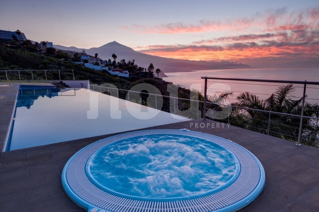 Villa i El Sauzal, Tenerife, Spanien 5 sovrum, 900 kvm. Nr. 102900