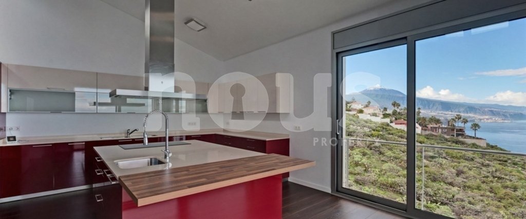 Villa i El Sauzal, Tenerife, Spanien 5 sovrum, 900 kvm. Nr. 102900