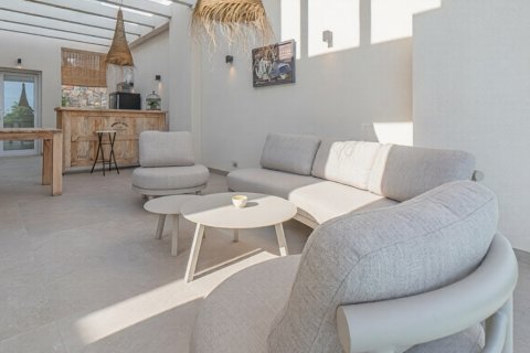 Villa for sale in Alicante, Spain 3 bedrooms, No. 168229 - photo 2