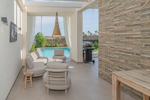 Villa for sale in Alicante, Spain 3 bedrooms, No. 168229 - photo 4