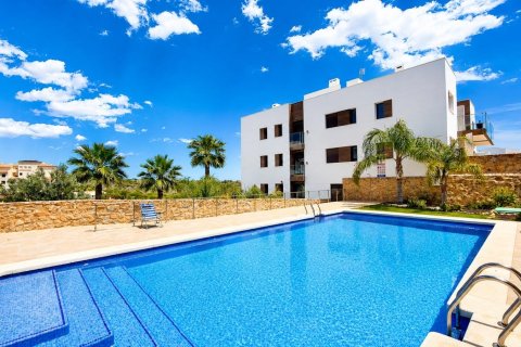 Apartamento en venta en Cabo Roig, Alicante, España 2 dormitorios, 73 m2 No. 168155 - foto 2