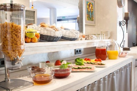 Hotel for sale in Busot, Alicante, Spain 7 bedrooms, 273 sq.m. No. 168888 - photo 7