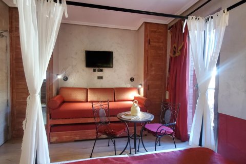Hotel for sale in Busot, Alicante, Spain 7 bedrooms, 273 sq.m. No. 168888 - photo 13