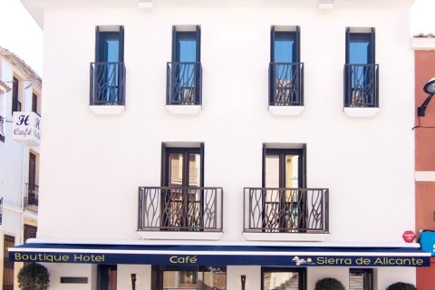 Hotel in Busot, Alicante, Spain 7 bedrooms, 273 sq.m. No. 168888