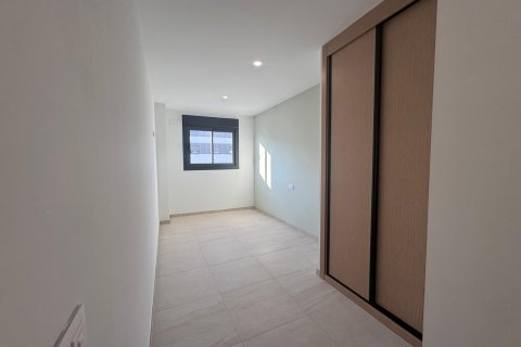 Attico in vendita a Alicante, Spagna 3 camere da letto, 160 mq. N° 168883 - foto 14