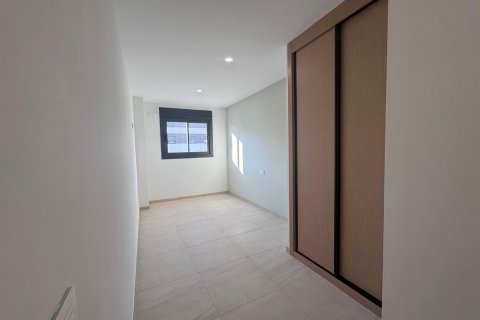 Attico in vendita a Alicante, Spagna 3 camere da letto, 160 mq. N° 168883 - foto 15