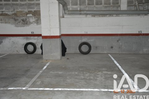 Garage for sale in El Vendrell, Tarragona, Spain 12 sq.m. No. 185458 - photo 4