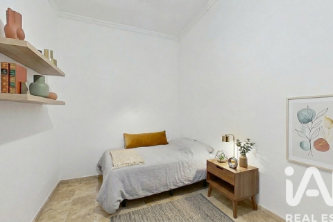 House for sale in Spain 3 bedrooms, 298 sq.m. No. 185460 - photo 10