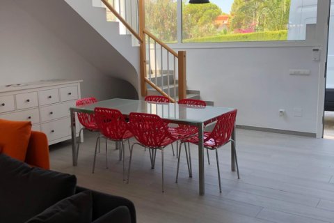 Продажа дома в Л'Аметлья-де-Мар, Таррагона, Испания 3 спальни, 178м2 №152937 - фото 8