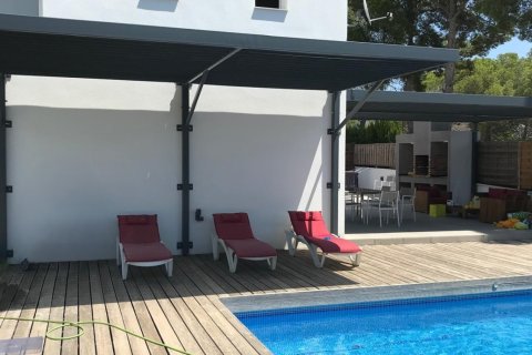 Продажа дома в Л'Аметлья-де-Мар, Таррагона, Испания 3 спальни, 178м2 №152937 - фото 3