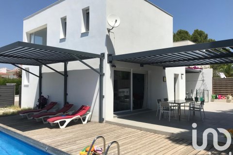 Casa a L'Ametlla de Mar, Tarragona, Spagna 3 camere da letto, 178 mq. N° 152937