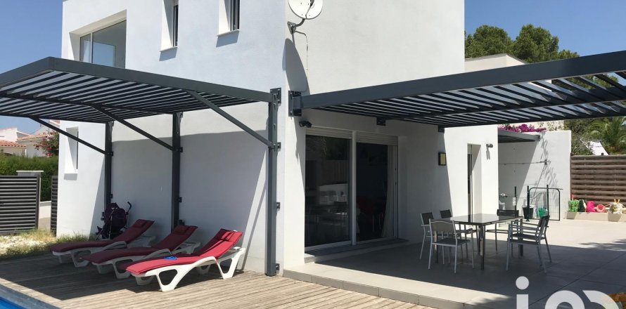 Дом в Л'Аметлья-де-Мар, Таррагона, Испания 3 спальни, 178м2 №152937