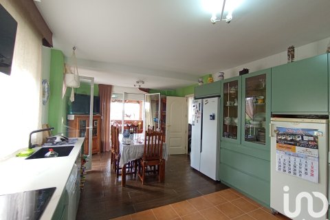 Dom w Meco, Madrid, Hiszpania 5 sypialni, 262 mkw. nr 152935 – zdjęcie 15