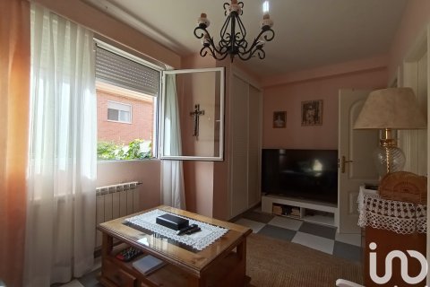 Dom w Meco, Madrid, Hiszpania 5 sypialni, 262 mkw. nr 152935 – zdjęcie 17