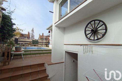 Dom w Meco, Madrid, Hiszpania 5 sypialni, 262 mkw. nr 152935 – zdjęcie 29