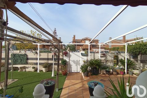 Dom w Meco, Madrid, Hiszpania 5 sypialni, 262 mkw. nr 152935 – zdjęcie 2