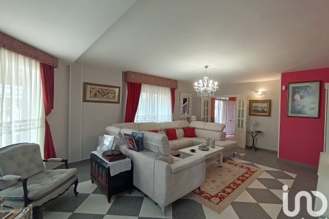 Dom w Meco, Madrid, Hiszpania 5 sypialni, 262 mkw. nr 152935 – zdjęcie 10