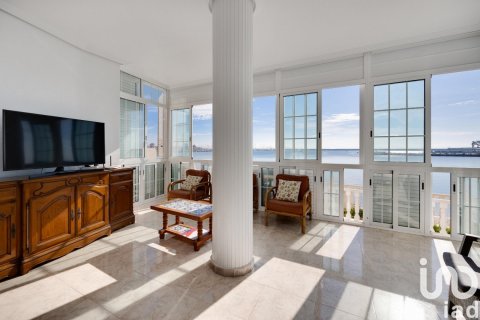 Huoneisto myytävänä Torrevieja, Alicante, Espanja, 4 makuuhuonetta, 146 m2 No. 152938 - kuva 5