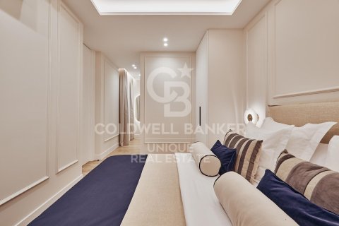 Huoneisto myytävänä Madrid, Espanja, 2 makuuhuonetta, 64 m2 No. 157461 - kuva 14