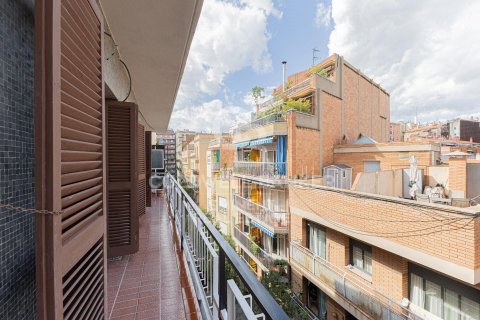 Apartamento en venta en Barcelona, España 3 dormitorios, 70 m2 No. 157459 - foto 7