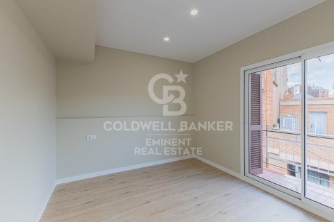 Apartamento en venta en Barcelona, España 3 dormitorios, 70 m2 No. 157459 - foto 14