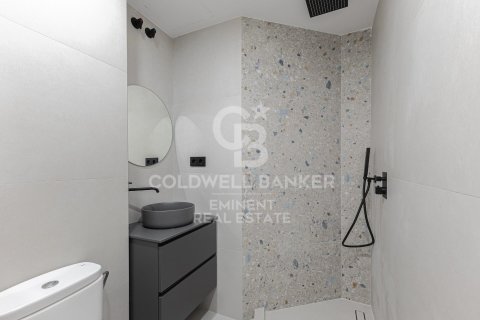 Apartamento en venta en Barcelona, España 3 dormitorios, 70 m2 No. 157459 - foto 19
