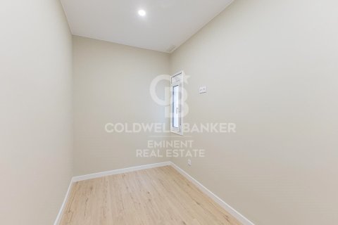 Apartamento en venta en Barcelona, España 3 dormitorios, 70 m2 No. 157459 - foto 25
